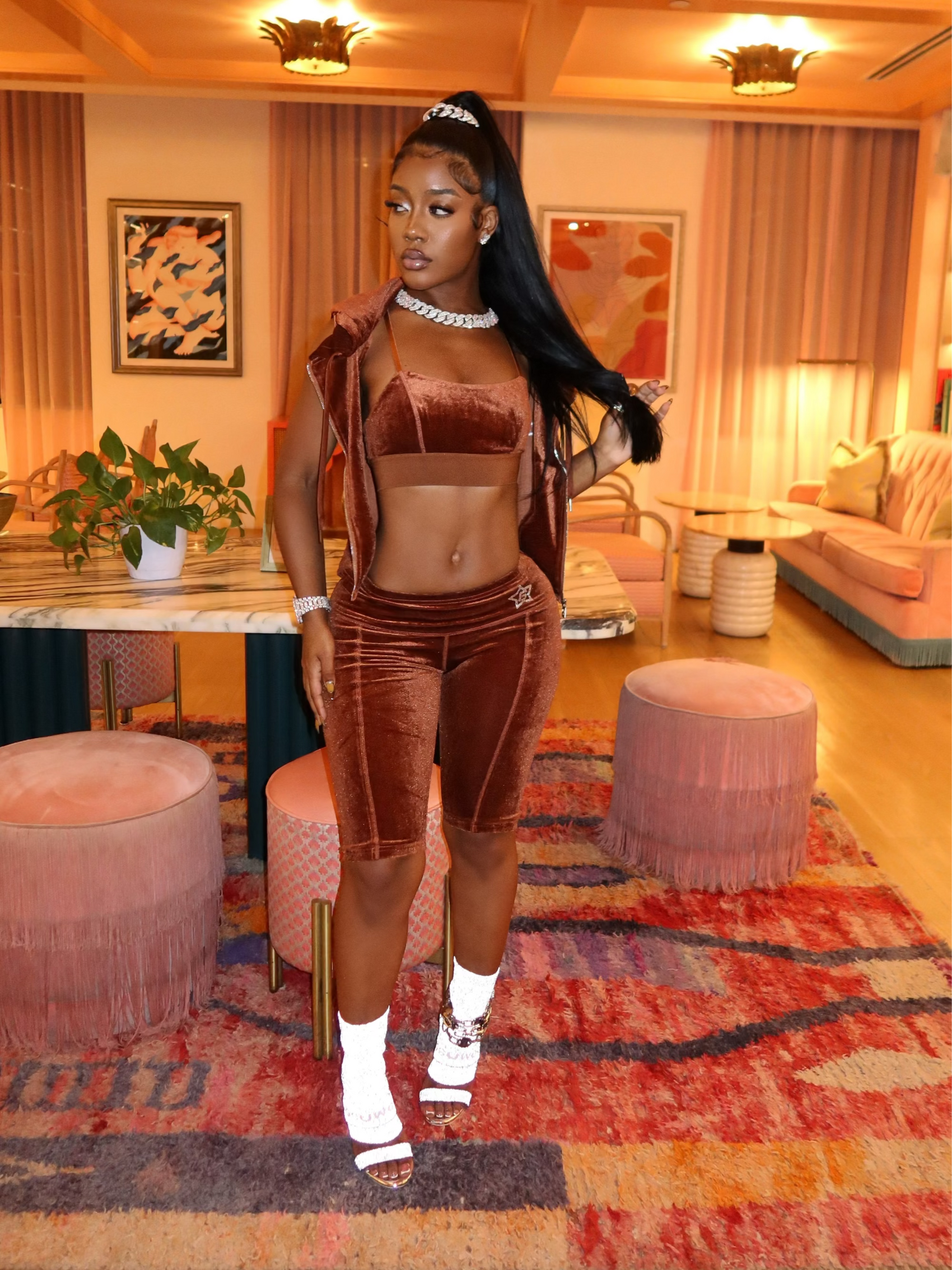 Velour Flirt